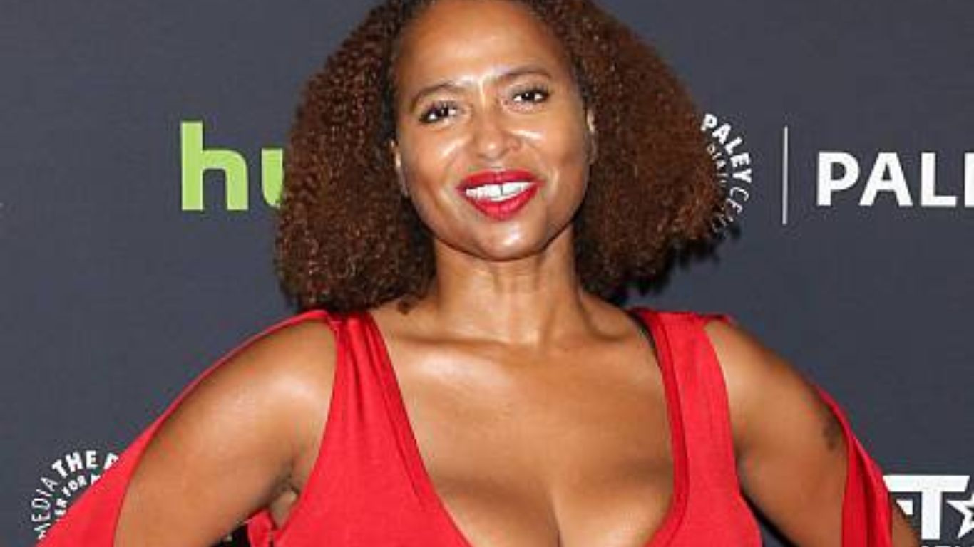 Lisa Nicole Carson Age , Career, Family, Net Worth, Bio 2024.